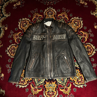 Harley Davidson Victory Lane (Distressed)