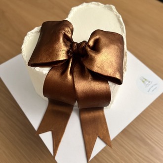 No.2 Antique Bronze Ribbon Fondant Heart Cake (Kurdele Süslemeli Kalp Pasta)