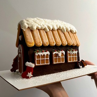 New Year House Cake / 18-27 Kişilik