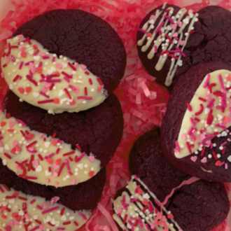 Burgundy Cookie Box (Cacao & White Chocolate)