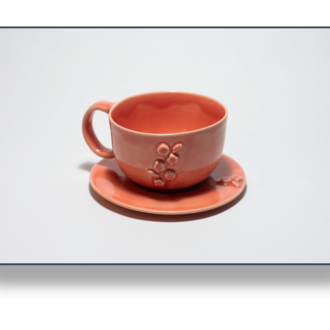 Stoneware Çiçekli Fincan ve Tabağı