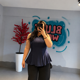 Lacivert Fırfırlı Bluz