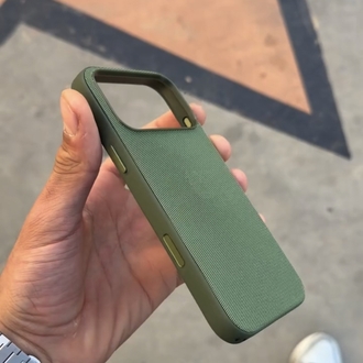 ORJİNAL iPhone 17 Pro ve Max Kılıfı