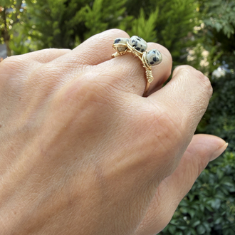 Üçlü Dalmaçyalı Jasper Gold Tasarım Yüzük