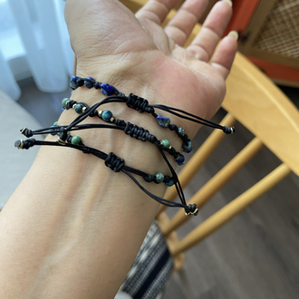 Sodalit ve Azurit Taşlı Minimal Makrome Bileklikler