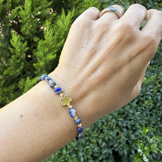 Sodalite Taşlı & Altın Kaplama Çiçek Detaylı Bileklik