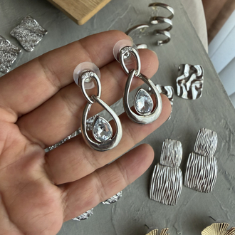 Damla Kesim Zirkon Taşlı İkili Damla Form Küpe
