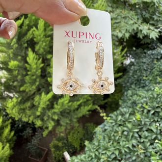 Xuping Çelik Taşlı Göz Küpe