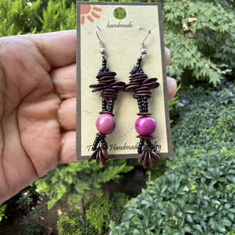Pembe Ahşap Boncuklu Palmiye Çekirdeği Küpe