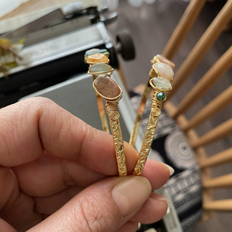 Karışık Doğaltaşlı Tel Sarma Cuff Bileklik 