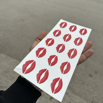 Öpücük damla sticker 2 adet