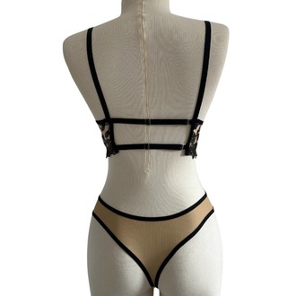 Carla Bralet Set