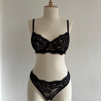 Siyah Dantel Detaylı Bralet Takımı