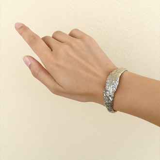 Brambuta İsis Cuff Bileklik Beyaz