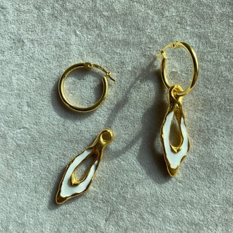 Brambuta Enki Drop Hoops Halka Küpe Gold-Beyaz