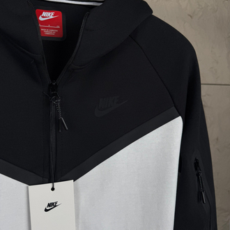 Nike Tech Fleece Siyah Beyaz Hırka