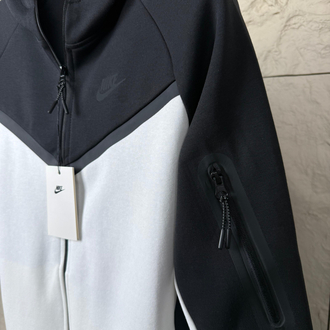 Nike Tech Fleece Siyah Beyaz Hırka