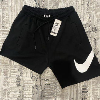 Siyah nike şort