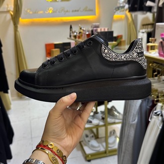 TAŞLI SNEAKER