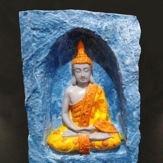 Mavi Renkli Mağara İçinde Oturan Turuncu-Sarı Buda Tealight Mumluk