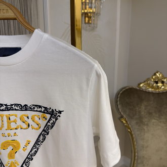 GUESS T-SHIRT