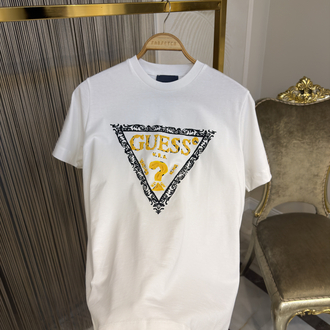 GUESS T-SHIRT