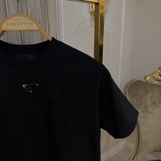 PRADA T-SHIRT