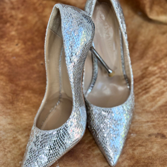 Gümüş Stiletto