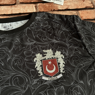 Yetişkin Siyah Kurt Desenli Bozkurt Forma Kabartmalı