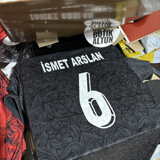 Yetişkin Gri Kurt Desenli Bozkurt Forma Kabartmalı logo