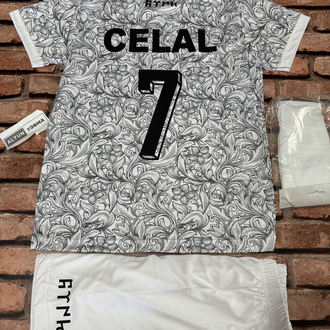 Çocuk Beyaz Kurt Desenli Forma