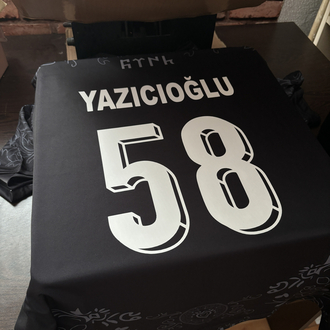 Siyah Bozkurt Forma Kabartmalı Yetişkin Kısa Kollu 