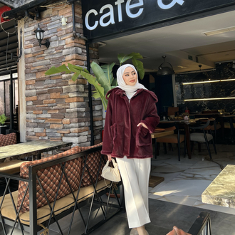 Bordo Keçe Kaban