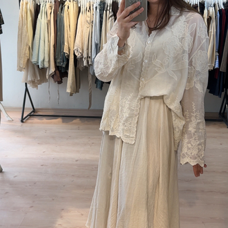 Krem beli lastikli uçuş etek 