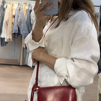 Beyaz oversize keten gömlek