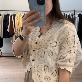 Kroşe detaylı bluz
