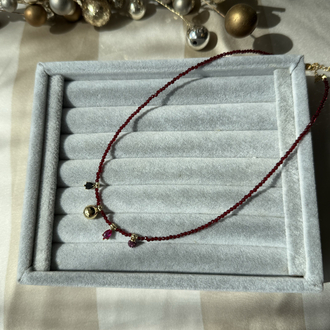 Bordo kristal mini charmlı kolye