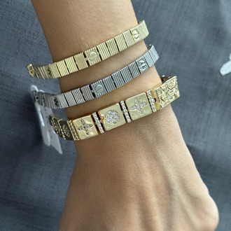 Meşhur marka Love model gold bileklik