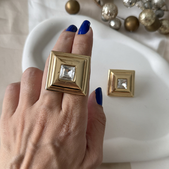 Gold kare taşlı vintage küpe