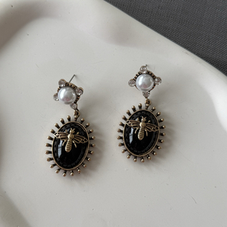 Vintage esintili arılı küpe