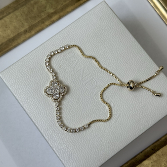 Meşhur yonca model taşlı gold asansör bileklik