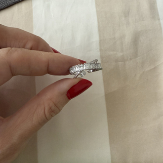 Gümüş renk ışıltılı çift taraflı baget yüzük