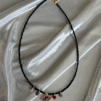 Siyah kristal charm kolye