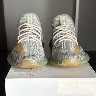 Yeezy 202602-30/44