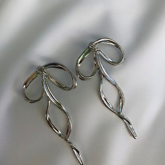 Fiyonklu küpe silver