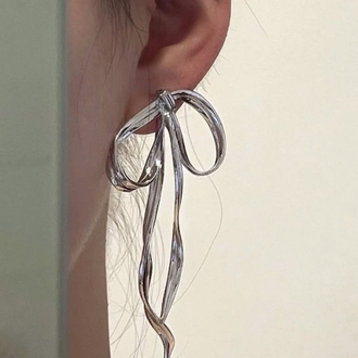 Fiyonklu küpe silver