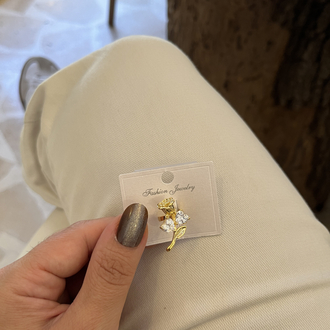 Gül earcuff (kıkırdak küpe -kulak deliğine gerek yok)