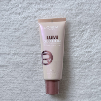 L'Oreal Paris Aydınlatıcı lumi (901)