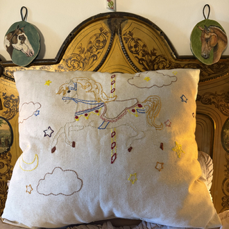 Magical Horse yastık