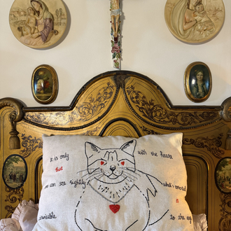 Masalcı kedi yastık